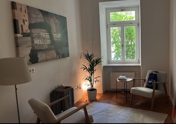 https://margaritamartyn.com/wp-content/uploads/Pariser50_Raum2-1.jpg